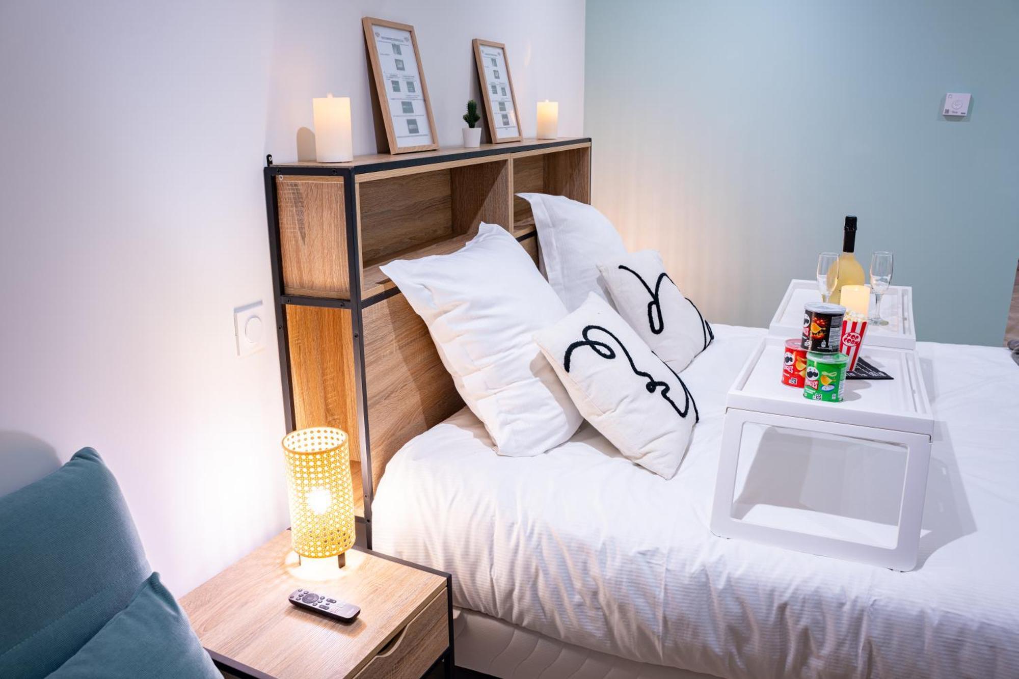 Food And Chill - Deux Appartements Hypercentre - 1 Theme Cinema - By Primo C0Nciergerie Tournus Exterior photo